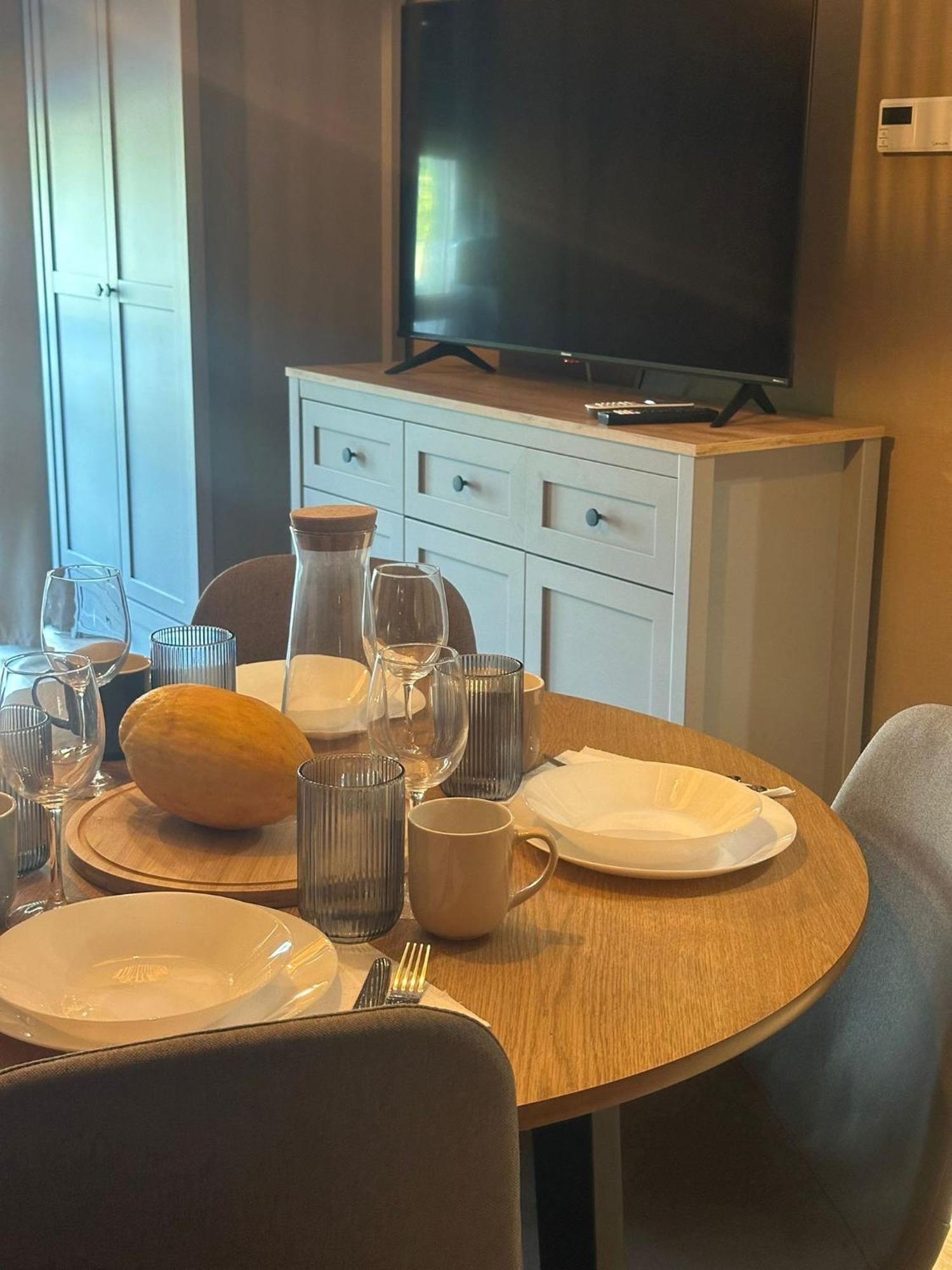 Apartament 8 Z Ogrodkiem I Prywatna Sauna, Rowery, Spacery W Dolinie Baryczy - 5D Apartamenty Milicz Kültér fotó
