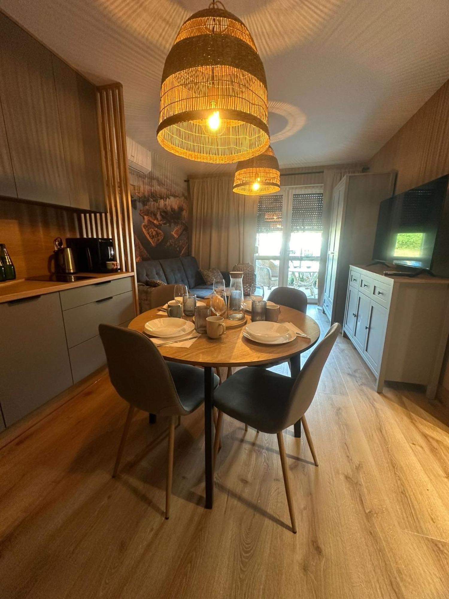Apartament 8 Z Ogrodkiem I Prywatna Sauna, Rowery, Spacery W Dolinie Baryczy - 5D Apartamenty Milicz Kültér fotó